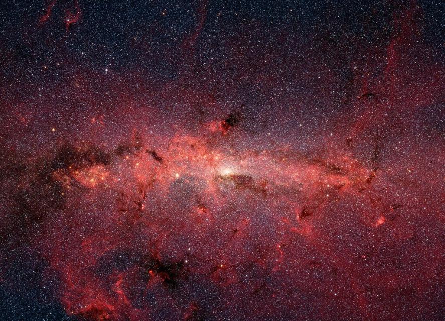 This composite color infrared image shows the center of our galaxy 