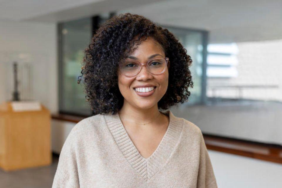 A portrait of Dr. Farrah Simpson