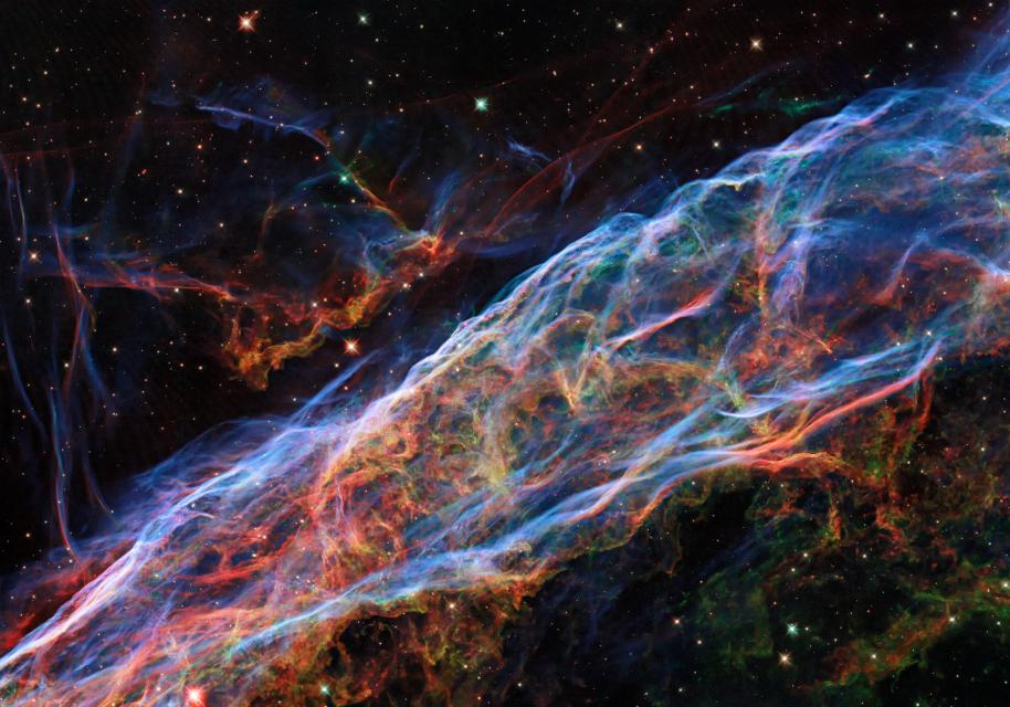 Image taken by the NASA/ESA Hubble Space Telescope revisits the Veil Nebula
