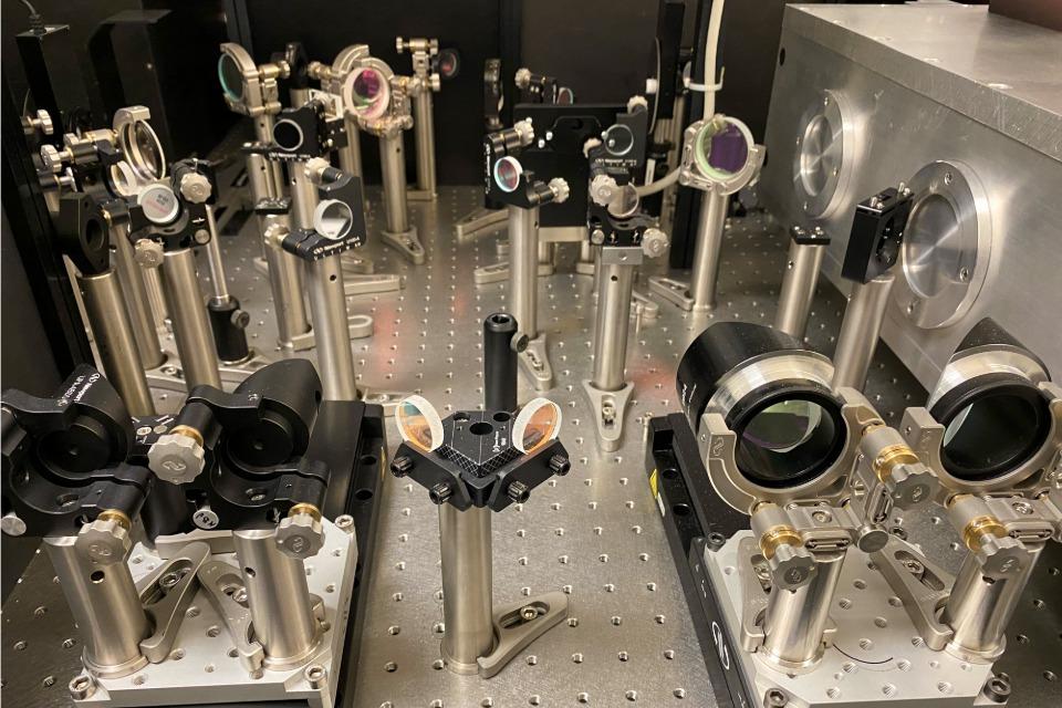 lenses and solar cells arranged on metal table