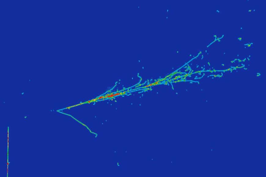 Event display of a candidate electron neutrino charged current interaction with a charged pion in the MicroBooNE detector