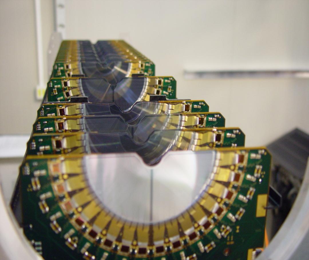 The LHCb vertex detector