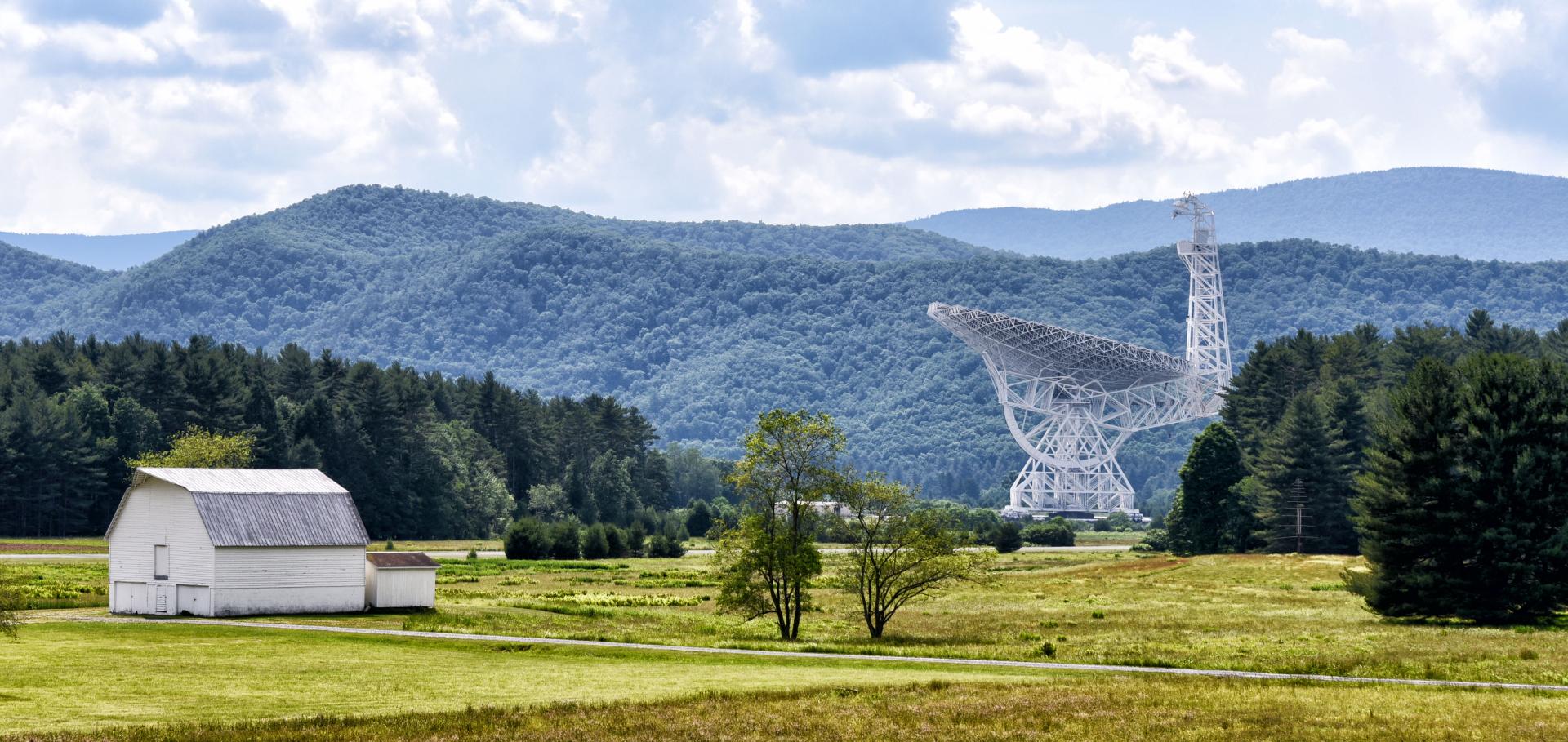 The Green Bank Telescope