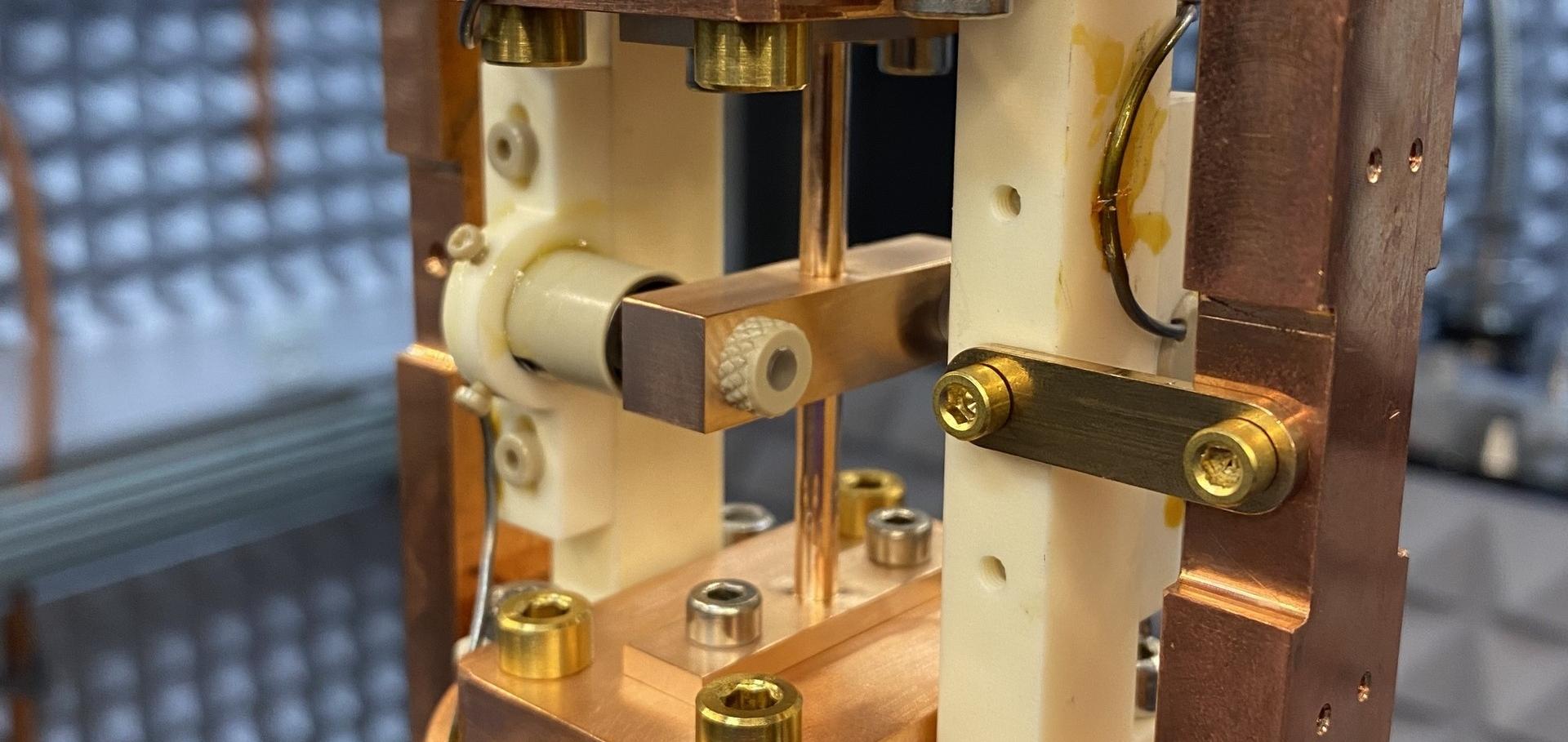 Picture of OGRE Torsional Oscillator