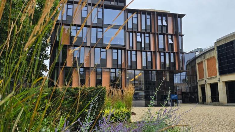 An image of the Beecroft Building