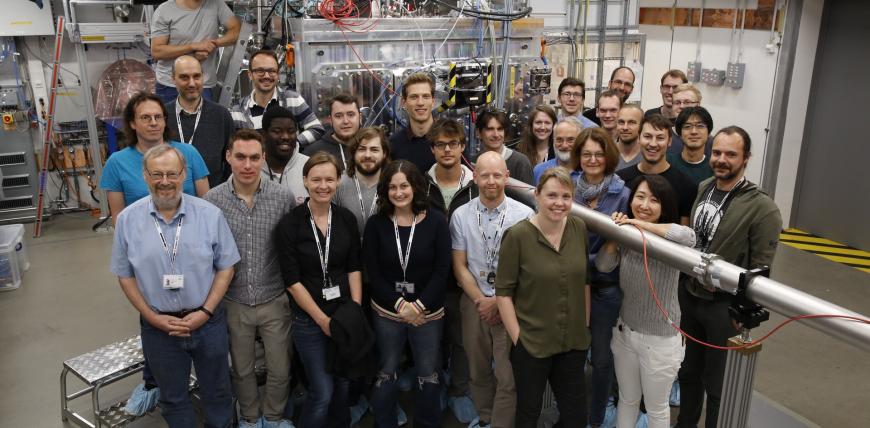 Experimental team at the commissioning experiment of the HED station of the European XFEL.